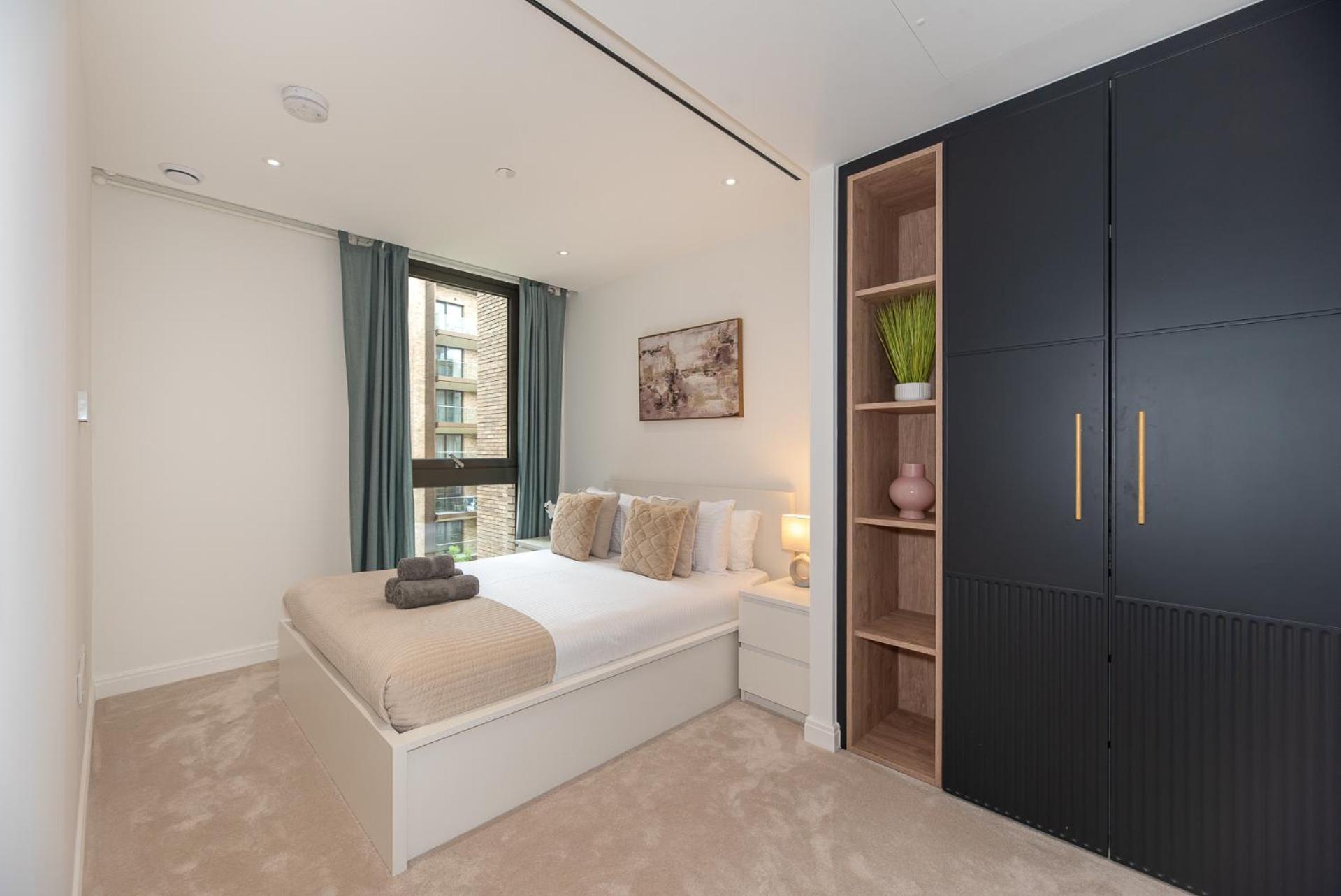Premium 2-bedroom Flat With Lift & Private Balcony In Clerkenwell, Barbican Londres