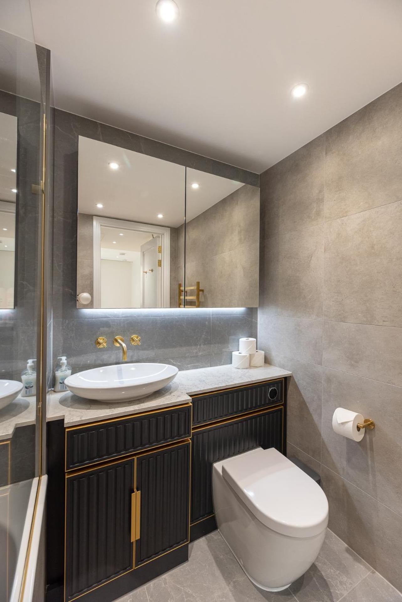 Appartement Premium 2-bedroom Flat With Lift & Private Balcony In Clerkenwell, Barbican