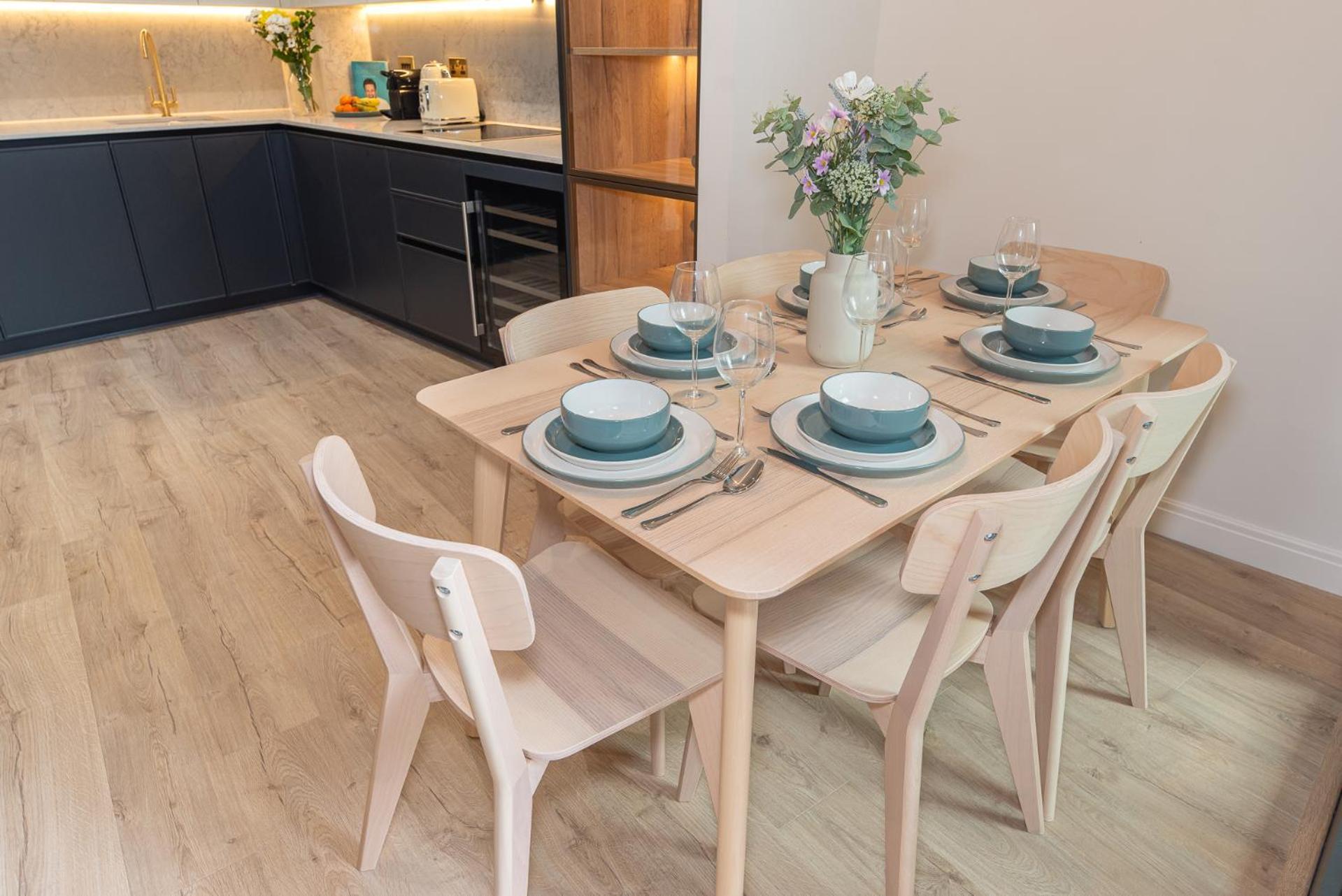Premium 2-bedroom Flat With Lift & Private Balcony In Clerkenwell, Barbican Appartement *